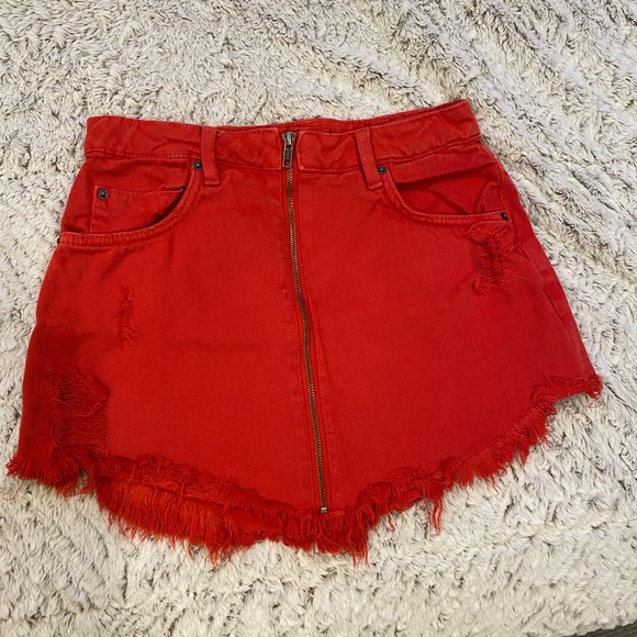 Bershka red denim skirt - Picture 1 of 3